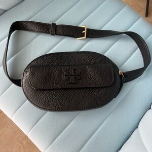 Tory Burch belt bag black leather worn once